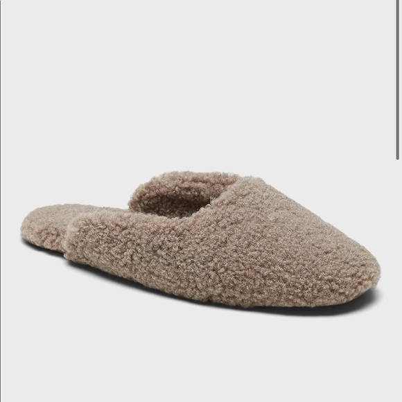 Banana republic Sherpa slippers - Picture 1 of 1